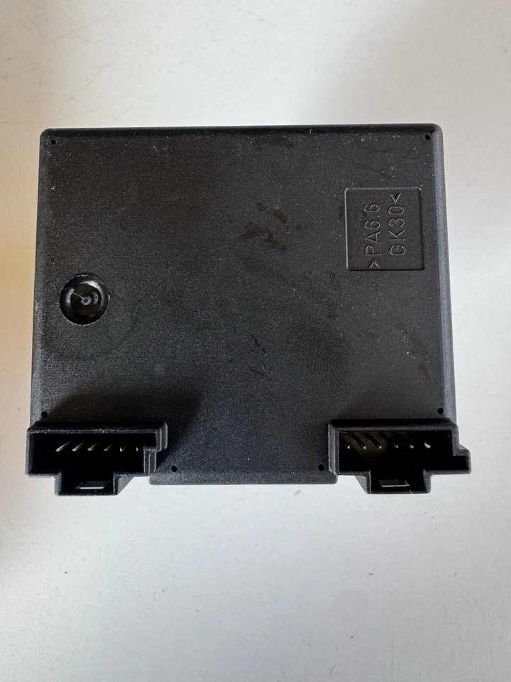 07-08 Mercedes W221 S550 CL63 AMG Ignition Switch Module 2215450508 OEM - Image 4 of 4