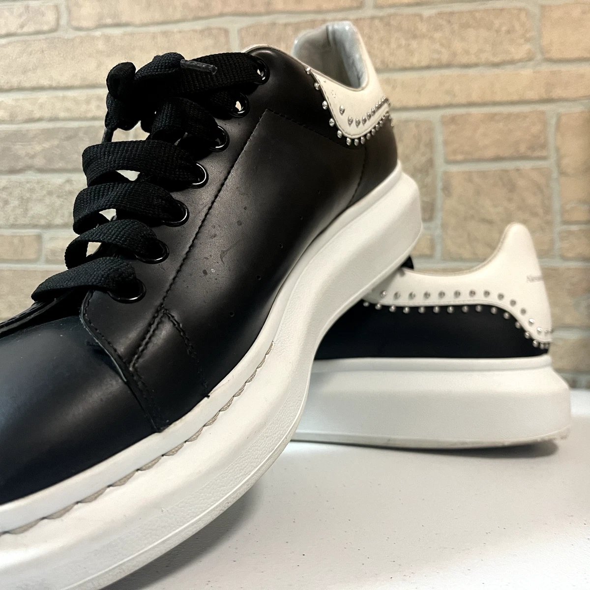 Alexander mcqueen trainers faulty 2025