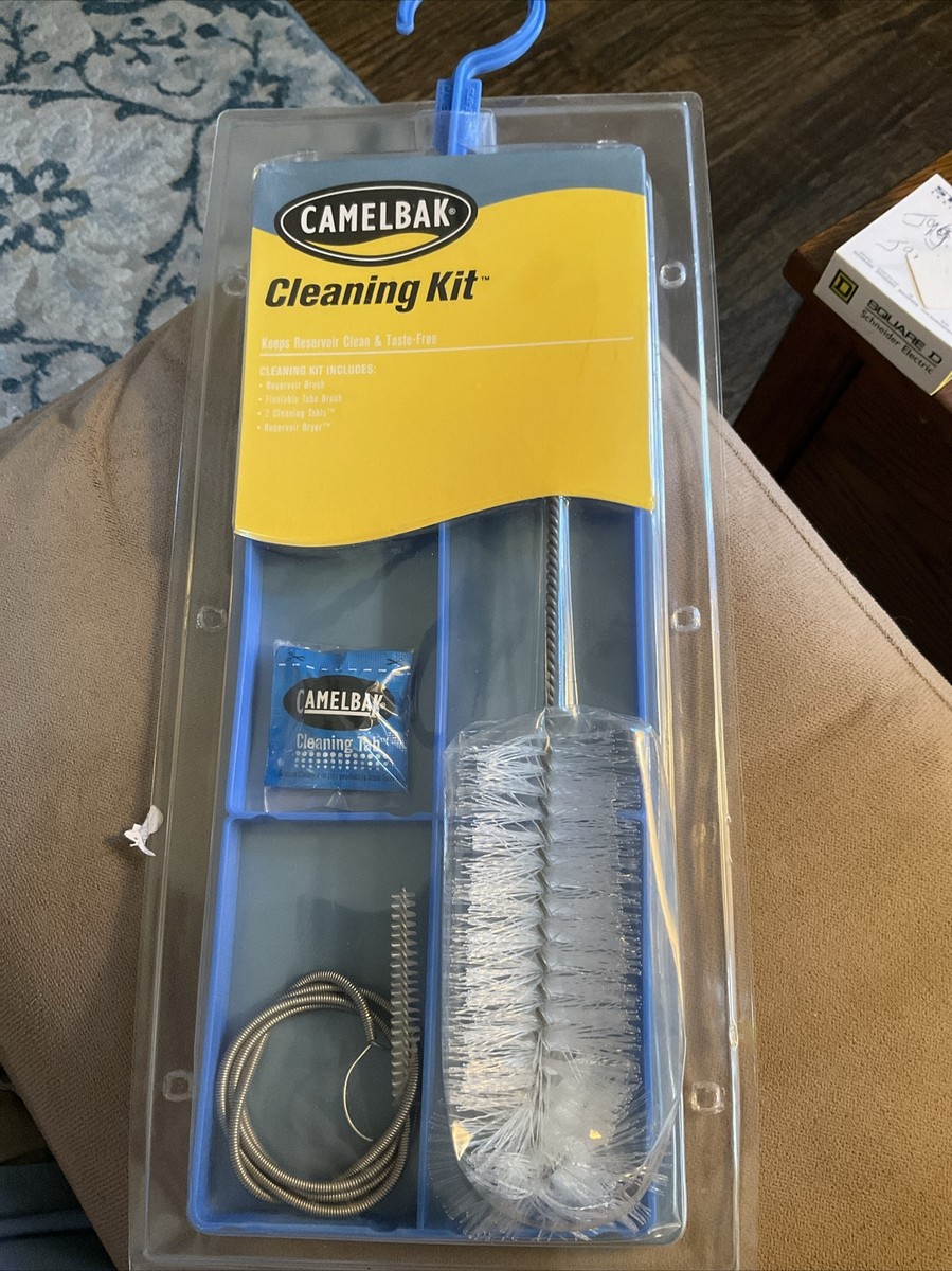 Camelbak Cleaning Kit with Reservoir Dryer and Brushes New in