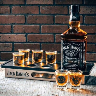 Jack Daniels Bottle, Shot Glass Tray Set  - Old No. 7 Brand - Tennessee Whiskey