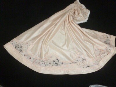 joli jupon vintage jolie dentelle Taille 46/48/504Taille élastique ref