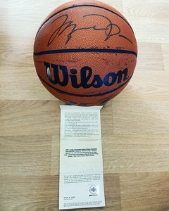 michael jordan signed basketball