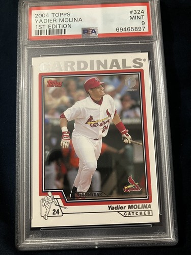 Yadier Molina [1st Edition] #324 2004 Topps card