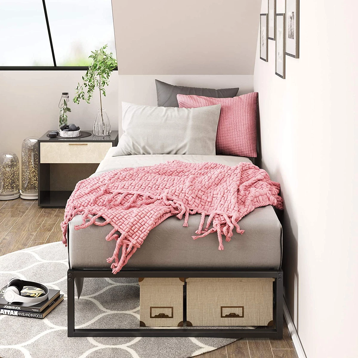 Zinus lorelai 14 inch metal platform on sale bed frame