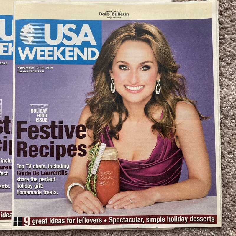 USA weekend magazine, November 12–14, 2010, cover: Chef Giada De Laurentiis