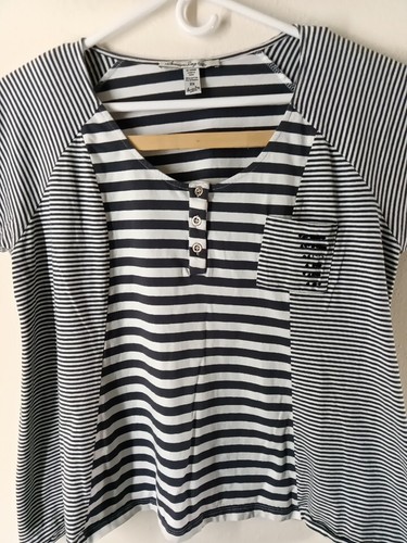 American Rag Cie Woman's T-Shirt 2X Gray/White Striped Henley Neck Y2K Relaxed - Picture 2 of 15