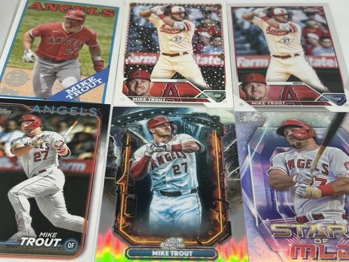 Mike Trout - Lot of 7 Cards - Topps Chrome Cosmic Black Holiday Inserts Ref Base