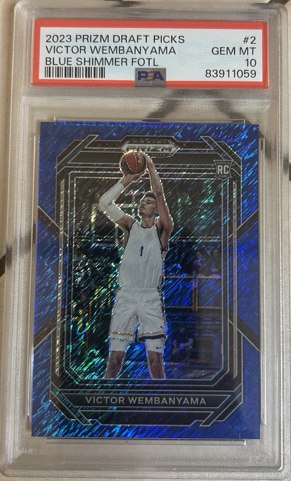 2023 Panini Prizm Draft Picks - Victor Wembanyama #2 Blue Shimmer Prizm /19 (RC)