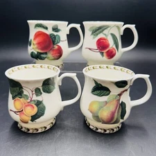 Queen's Royal Horticultural Society 4 Mugs Fine Bone China Peach Nectarine Pear