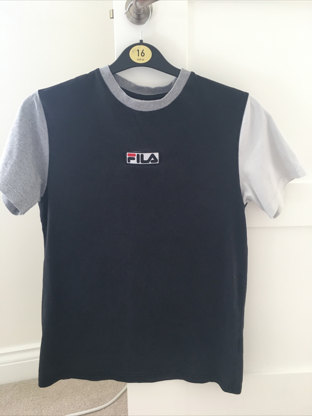 T shirt uomo FILA taglia XS uomo nero grigio e bianco