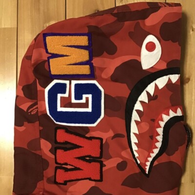 BAPE Red camo shark hoodie snowboard jacket A Bathing Ape Size L 