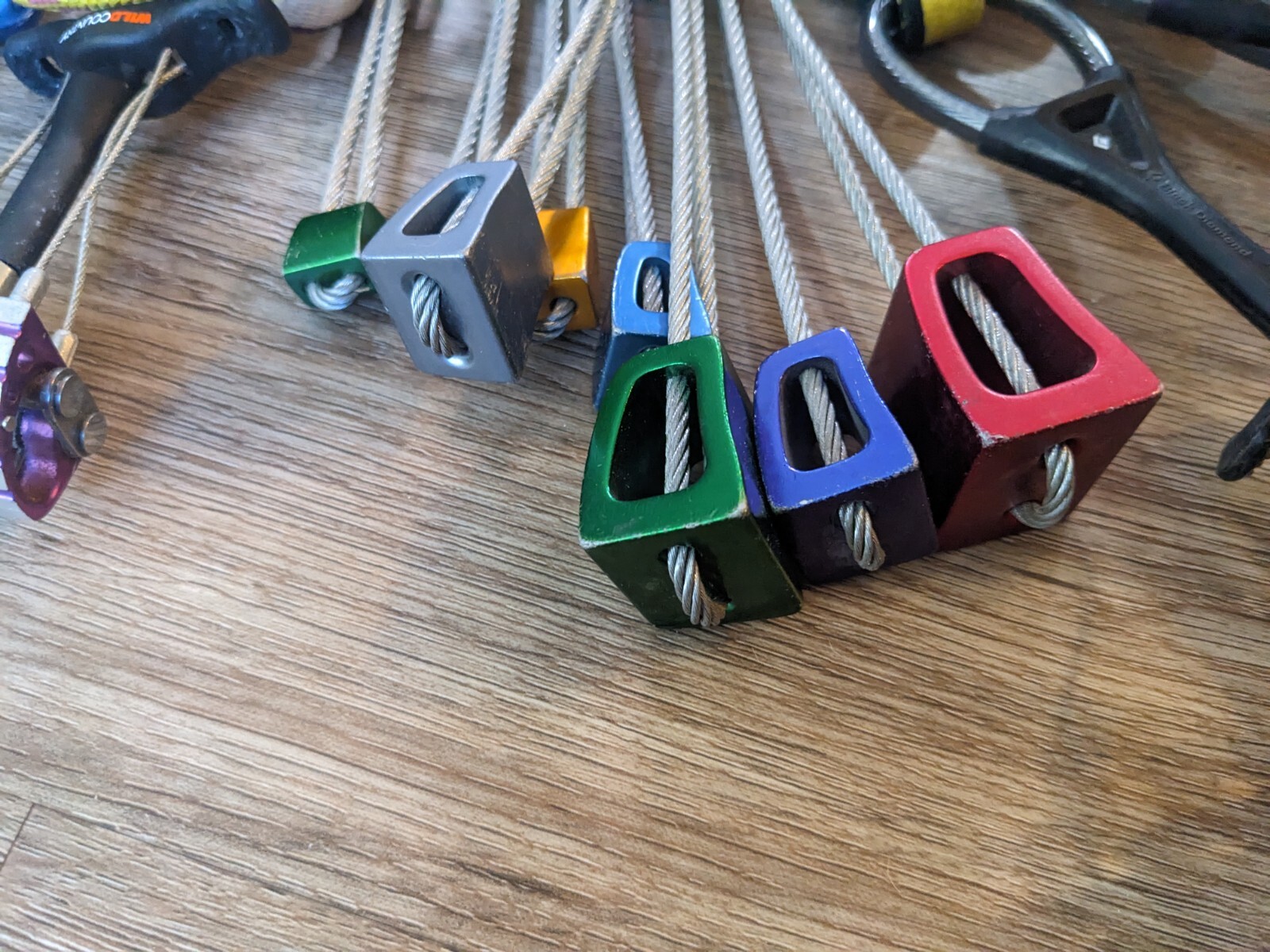 climbing cam set wild country freinds .4 3 black diamond c4s .43 w