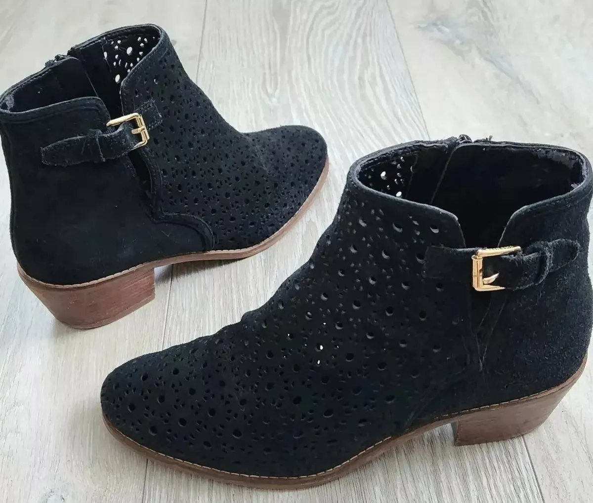 Cole Haan Willette Perforated Bootie Women s Size 8 B eBay