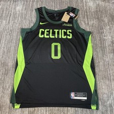 Ultimate Boston Celtics Collector and Super Fan Gift Guide 38