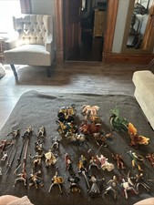 Huge Medieval Knight & Dragon  Horses Weapons...