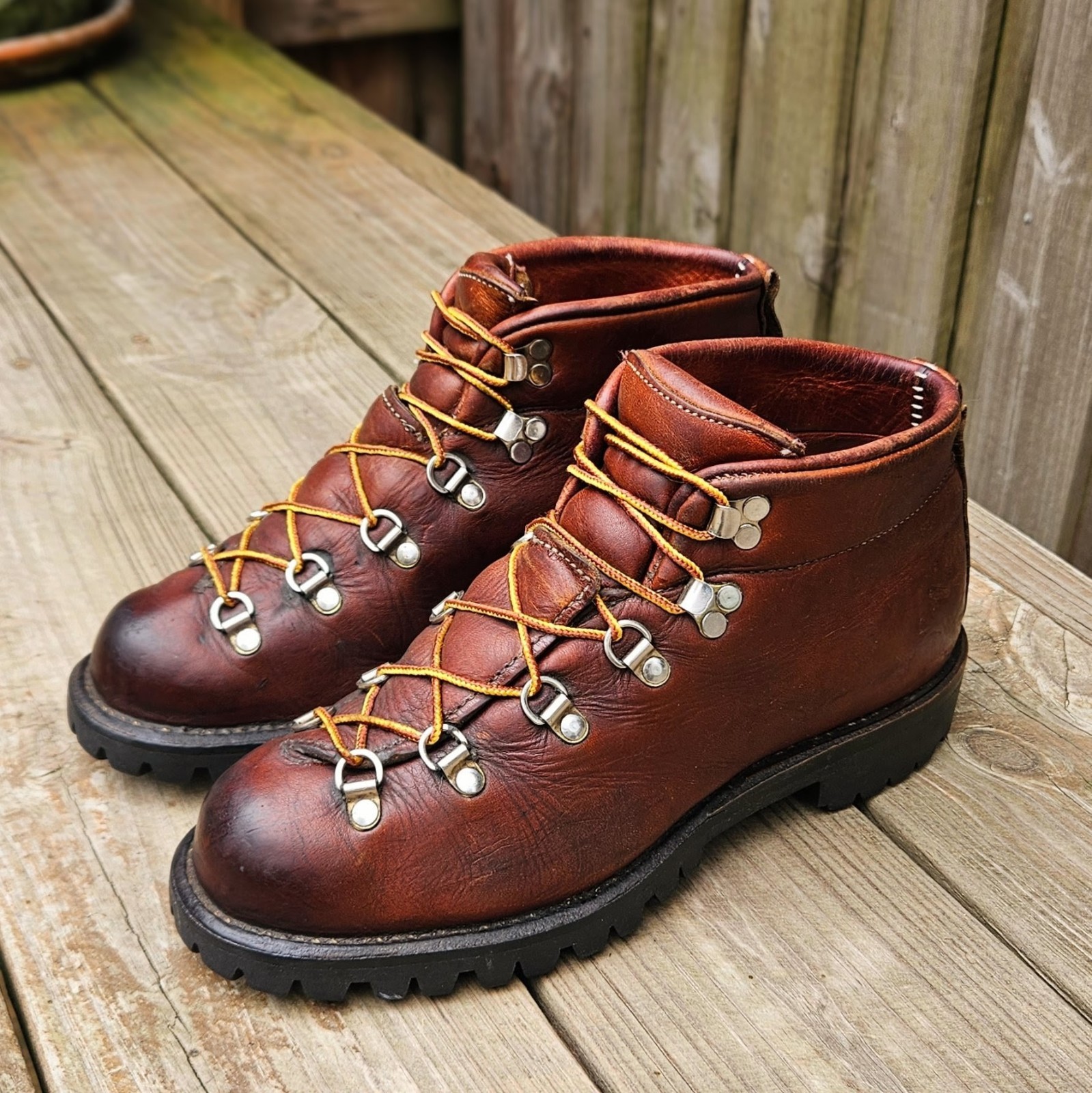 Vintage Danner Mountain Light Hiking Boots Brown Size 9.5 D 