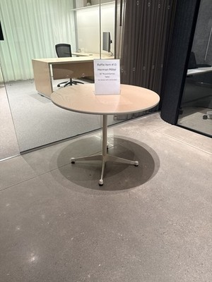 MCM Charles & Eames Herman Miller Round Oak Veneer Contract 36   New 