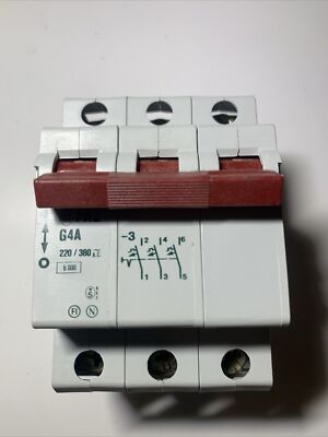 Klockner Moeller FAZ-G4A-3 Circuit Breaker 3POLE 220/380VAC 4A