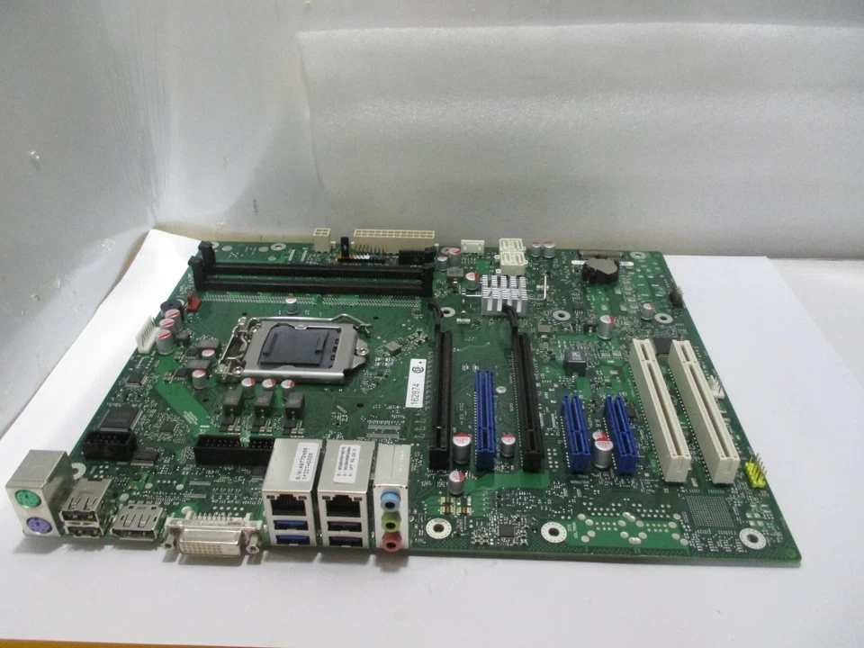FUJITSU Mainboard D3445-S ATX Industrial Series D3445-S11 GS2  - Image 4 of 4