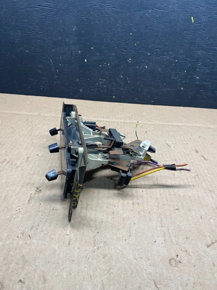 Ford Van Econoline E150 1985 1986 1987 aire acondicionado calefacción control de clima O3669 DG OEM Foto 3 de 4