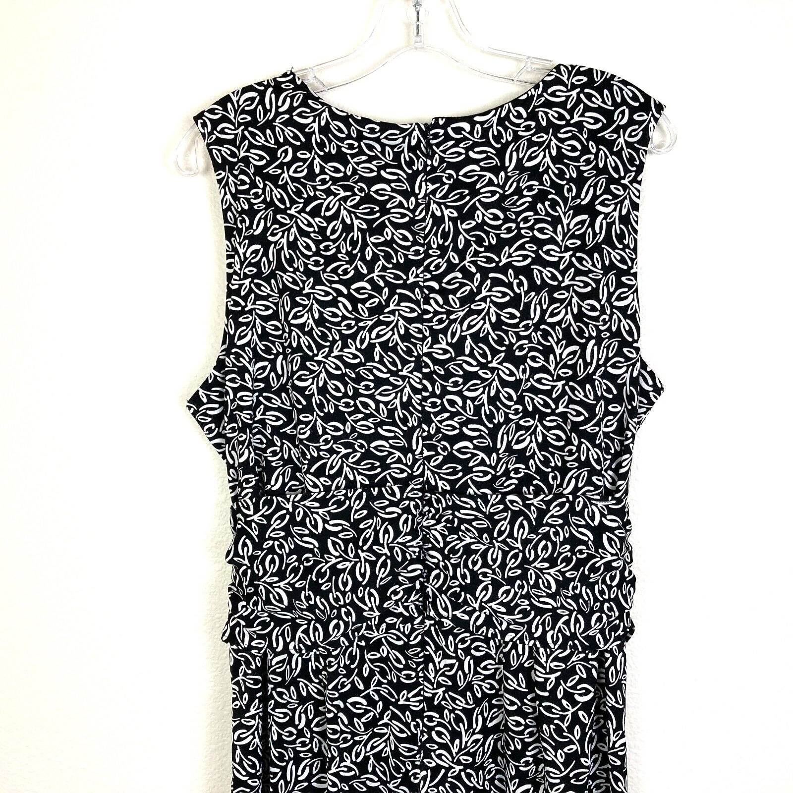 Shelby & Palmer Women's Jumpsuit Size XL Jersey Knit Wide Leg V-Neck Sleeveless