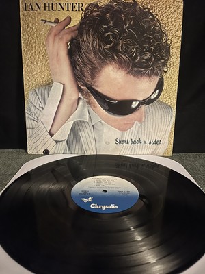 Ian Hunter - Short Back N  Sides - Chrysalis Records Pressing CHR-1326