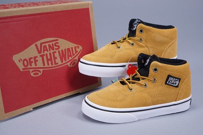 vans half cab tan