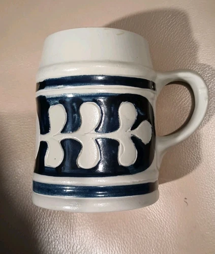 Williamsburg Colonial Salt Glazed Cobalt Blue Mug Tankard