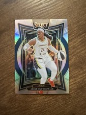 Arike Ogunbowale 2025 Panini Select WNBA Silver Prizms 4 Dallas Wings