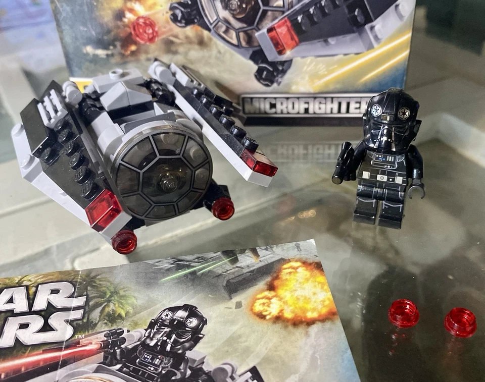 LEGO Star Wars 75161 TIE Striker Microfighter, foto 3 di 5