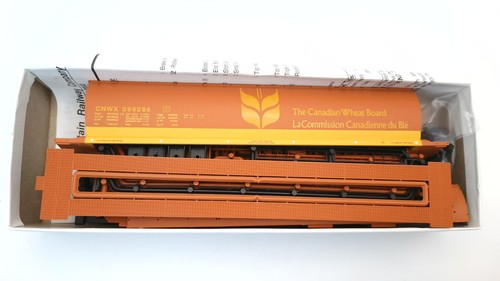 InterMountain HO CNWX 395286 Canadian Wheat Board Kit de tolva cilíndrica de 4 bahías | Zustand: Used
