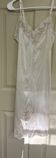 Beeline Fashions Womens 34 Vintage Lace Nylon Full Slip Knee Length USA Made