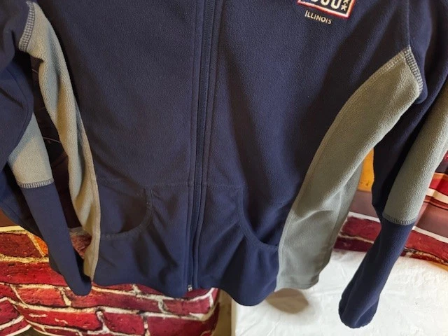 Chaqueta con cremallera completa USO United Service Organizations Illinois para mujer talla mediana Foto 4 de 4