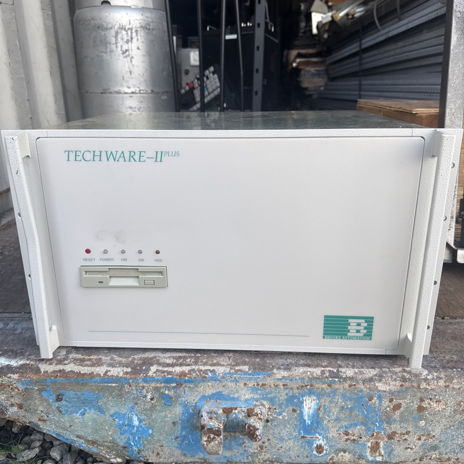 Brooks Automation T2P-S2-C TECHWARE-II PLUS Controller