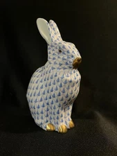 Herend Hungary Sitting Bunny Rabbit Blue Fishnet Gold Accent 5.5" Figurine #5327