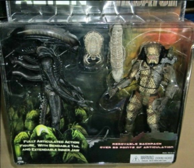 New NECA Alien VS Predator Exclusive 2-Pack PVC Action Figure Box