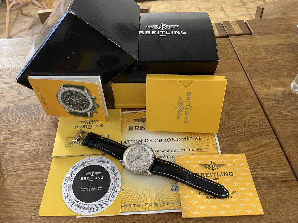 Breitling Navitimer World A24322 2007 White Dial Komplett Set - Bild 2 von 4
