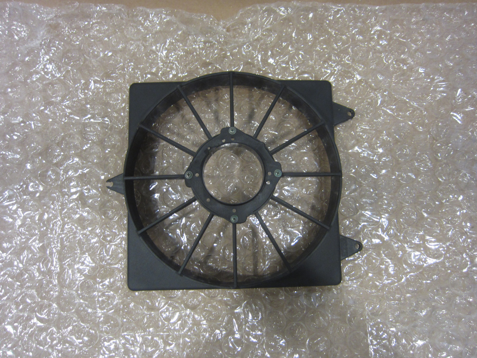 Ferrari Mondial - Shroud For Cooling Fan, Part # 117548