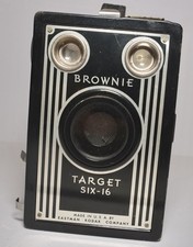 Kodak Brownie Target Six 16 Camera Vintage Art Deco Design Collectible