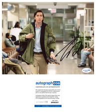 Nicholas Braun ‘Succession’ Signed ‘Cousin Greg' 8x10 Photo ACOA