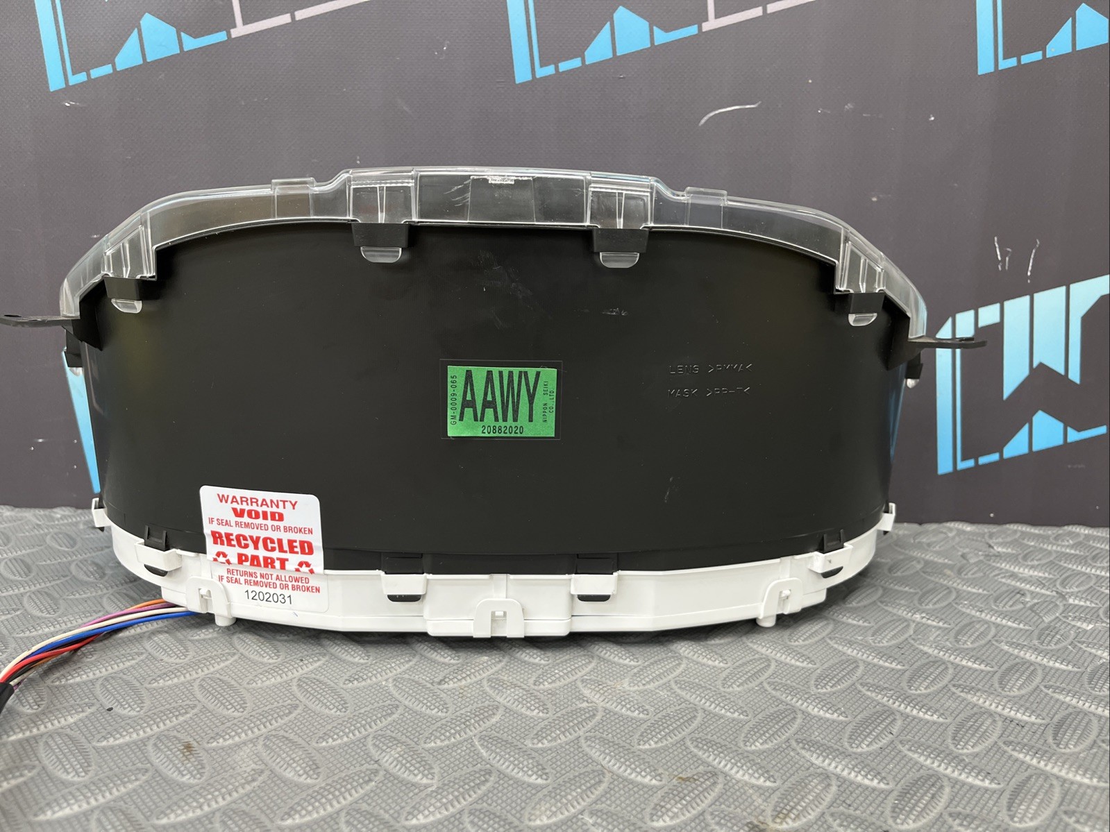 Chevrolet Corvette ZR1 2010-2011 Instrument cluster
