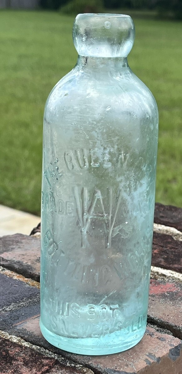 レア Anything Is Possible Bottle 絶版 EMBOSSED HUTCHINSON BLOB TOP-THE QUEEN CITY BOTTLING WORKS