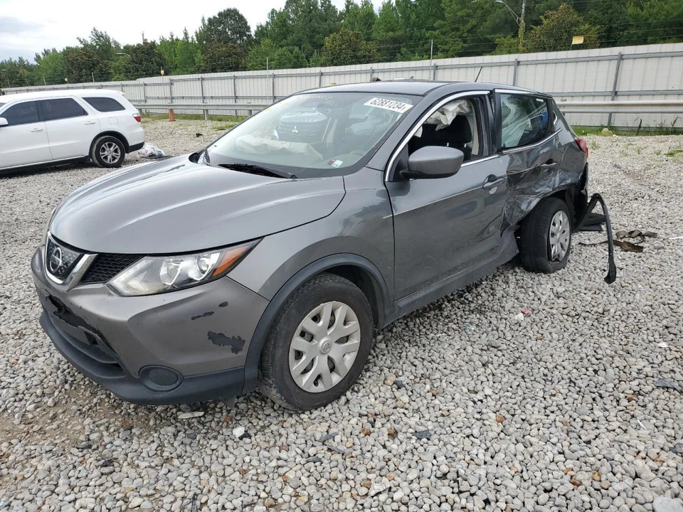 Used Hood fits: 2018 Nissan Rogue sport Grade A Foto 2 de 4