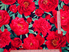 Quilt Fabric Short Yard Lg Red Floral Roses on Black Hi-Fashion Cotton Vtg