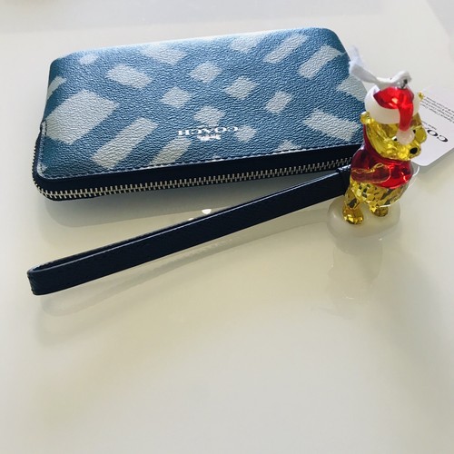 CORNER ZIP WRISTLET WITH WILD PLAID PRINT (COACH F23715) - Picture 3 of 3