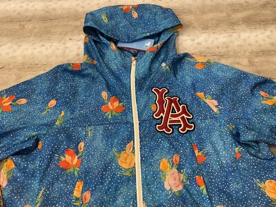 GUCCI Pika Par レディース　ウィンドブレーカー 210.jpg
