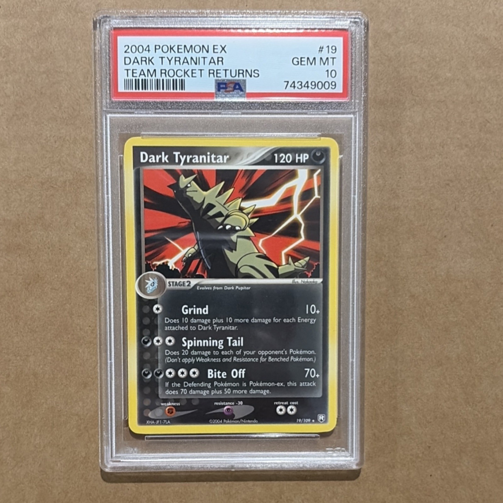 Dark Tyranitar 19/109 EX Team Rocket Returns Pokémon TCG 2004 PSA 10
