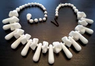 *RARE* STUNNING VINTAGE ESTATE SIGNED W GERMANY MILK GLASS 17" NECKLACE! G35344