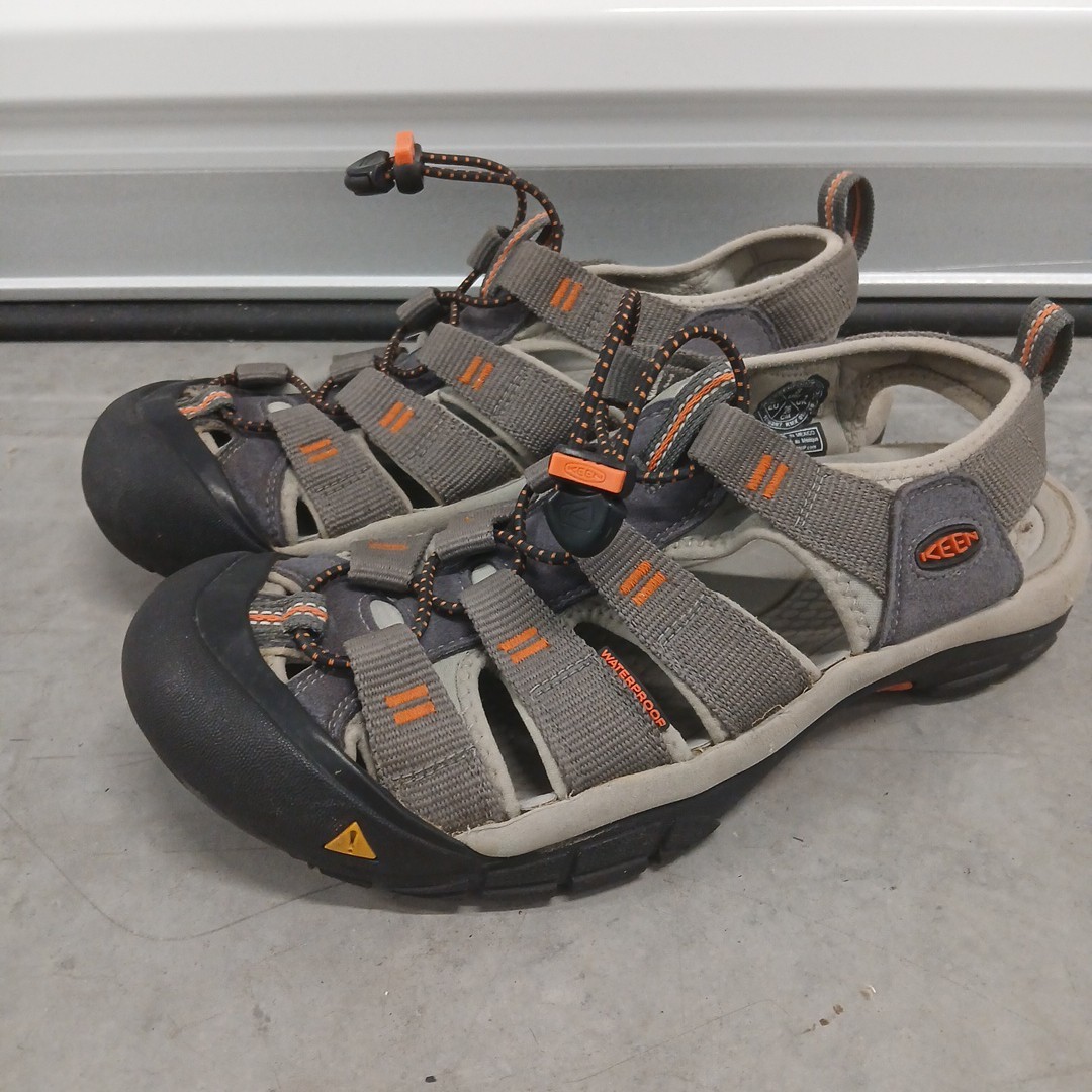 Scarpe sandali KEEN Newport H2 da uomo magnete 1016287 sport all'aperto escursionismo taglia 8