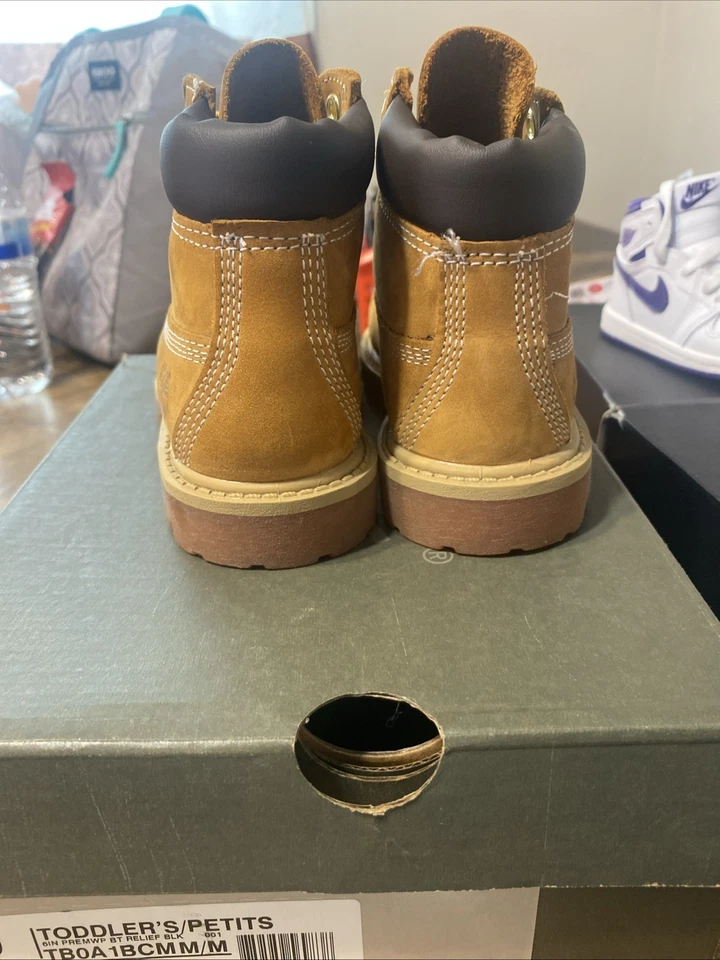 Timberland Premium Juvenil 6" Bota Impermeable TB 012709 Foto 2 de 3